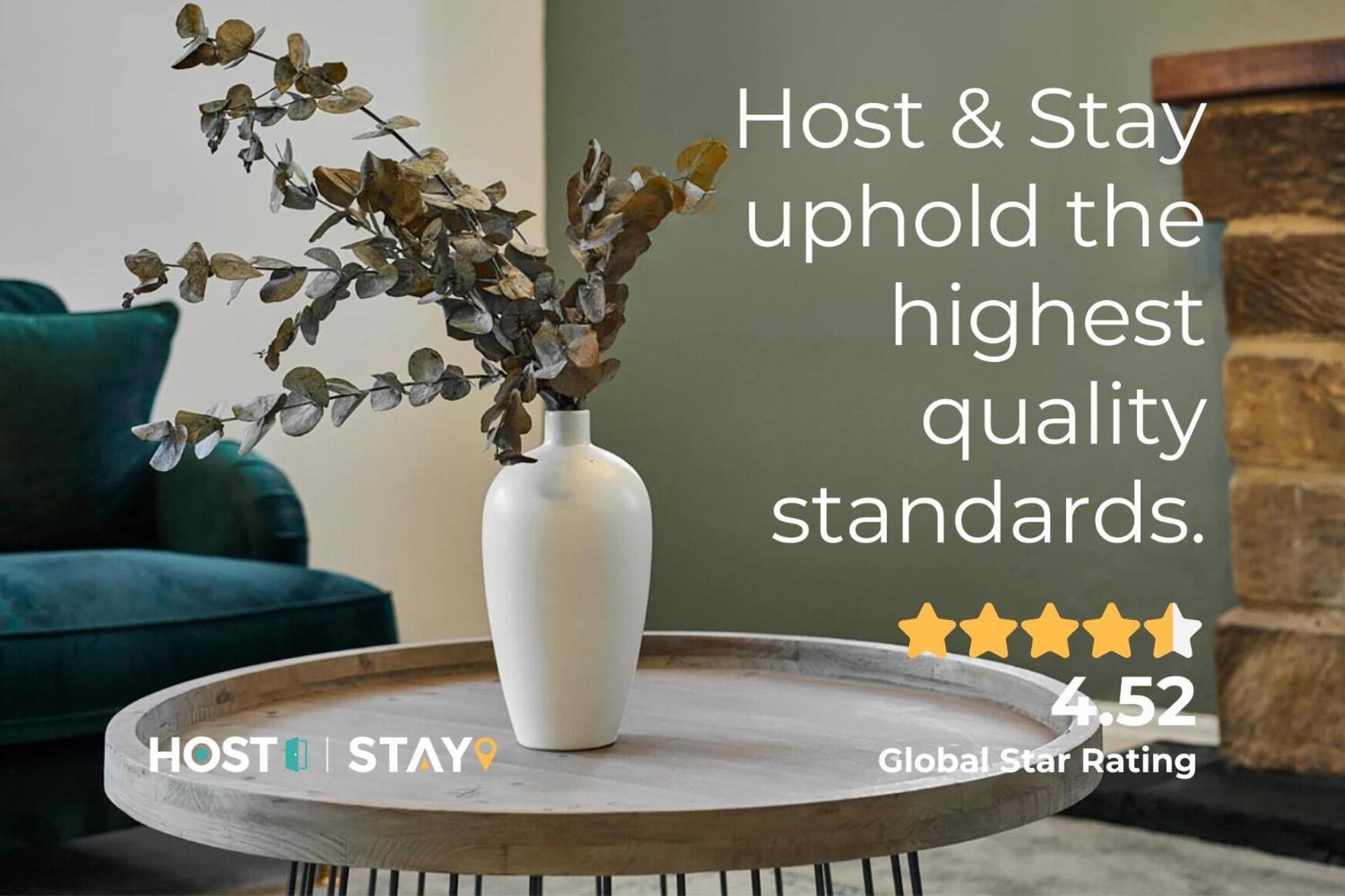 Host & - The Landmark *